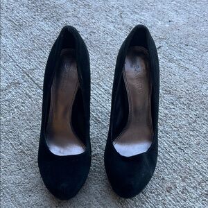 Bakers Classic Black Suede Heels